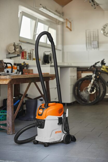 Aspirateur électrique Stihl SE 33