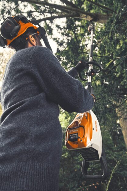 CombiSystème KMA 200R Stihl compatible avec batteries professionnelles AP Stihl.