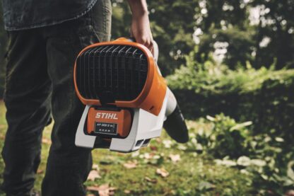 Souffleur sur batterie professionnelle Stihl BGA 250