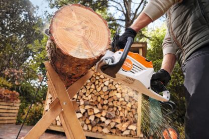 Tronçonneuse MSA 80C-B Stihl compatible avec batteries AK Stihl.